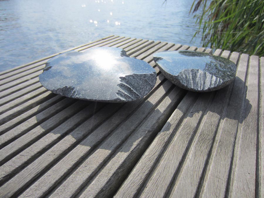 De zeester, 2017,granite, 50 x 30 x 8 cm.