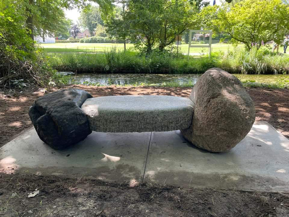 A Boulder Bench, 2023, granite, 320 x 120 x 100 cm, Baarlo, Holland